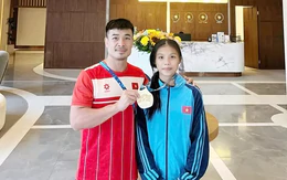 Đô vật xứ Thanh Lò Thị Hồng bước lên đỉnh thế giới