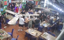 Trêu ghẹo bạn gái bất thành, đánh bạn trai: Hai đối tượng khai nguồn cơn
