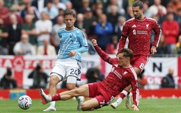 Liverpool hòa Nottingham Forest 2-2: Munoz cứu chủ nhà thoát thua