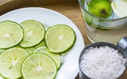 Lời khuyên cho những ai cứ ngủ dậy là uống nước chanh muối
