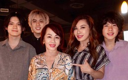 Vợ cũ Bằng Kiều nghiêm khắc dạy 3 con trai