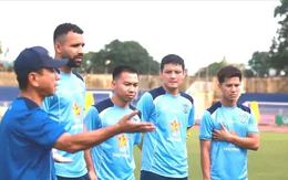 HLV Văn Sỹ Sơn: 2 suất xuống hạng khiến V-League khốc liệt hơn