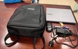 Phát hiện 1 ba lô bên trong có laptop cùng nhiều sách vở bị cầm nhầm tại sân bay Tân Sơn Nhất