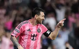 Messi nhận điểm 10 trong ngày trở lại đội hình xuất phát