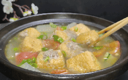 Món ăn này rất ngon, chỉ cần nấu một nồi toàn nguyên liệu đơn giản thôi là đủ khiến cả nhà "ăn tì tì"