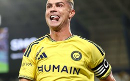 Ronaldo vẫn chưa dừng lại, toả sáng chạm cột mốc 979 bàn thắng