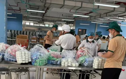 Vụ học sinh ăn trưa muộn, thiếu suất ở Hà Nội: Hiệu trưởng giải trình về chế độ phát ngôn