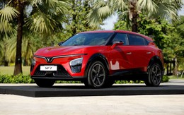 Giá xe VinFast VF 7 mới nhất tháng 9/2026