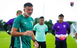 Thua Việt Nam ở chung kết AFF Cup, HLV Anthony Hudson nhận quyết định bất ngờ từ LĐBĐ Thái Lan