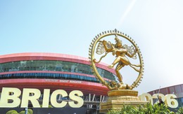 BRICS họp lớn chưa từng có: Thông qua 140 hạng mục,  “nước cờ” với USD được hé lộ