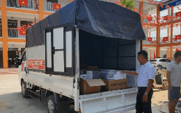 Một công ty giao hàng tuyên bố có xe tải 18 tấn, một chuyến giao tới 19 địa điểm