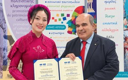 Sao Mai Huyền Trang được vinh danh tại Hy Lạp