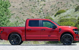 Ford tạm ngưng sản xuất mẫu bán tải ăn khách nhất vì sự cố