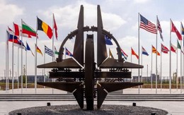 NATO khẩn cấp thực hiện 3 bước đi để tự vệ trước Nga