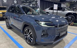 SUV Toyota bán chạy nhất thế giới "cháy hàng" chưa từng có: Khách phải chờ nửa năm