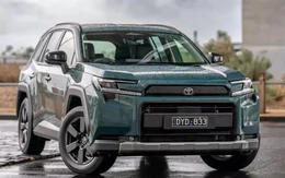SUV bán chạy nhất của Toyota sắp có đối thủ mới