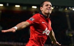 “Sốt xình xịch” vì Chicharito, Man United tăng lương, giữ người