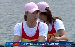 VĐV đua thuyền suýt chết vì... không biết bơi