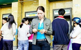 Nghịch lý phí dịch vụ ATM tăng, chất lượng đi xuống