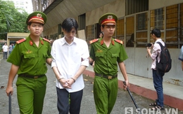 "Phê đá", tạt xăng thiêu sống vợ