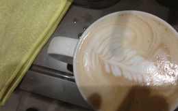Cận cảnh pha chế cà phê Starbucks tại Sài Gòn