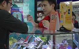 Smartphone cao cấp cuối năm không hút khách