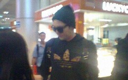 Kangin (SuJu) bất ngờ xuất hiện tại sân bay Nội Bài