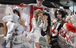 Taylor Swift "đá đểu" tình cũ tại Grammy?