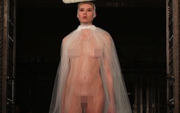 'Choáng váng' show thời trang "không nội y"