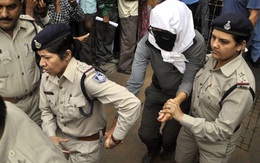 Ấn Độ bắt 20 nghi can vụ cưỡng hiếp du khách Thụy Sĩ