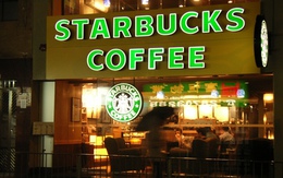 Khẩu chiến cà phê Starbucks và cách tiếp thị kiểu Mỹ