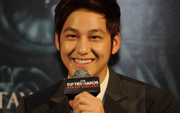 Kim Bum "ngượng" khi nói đến chuyện yêu