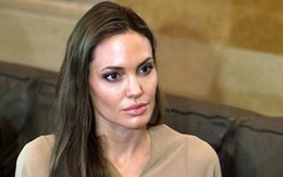 Angelina Jolie viết tâm thư trải lòng chuyện cắt bỏ ngực