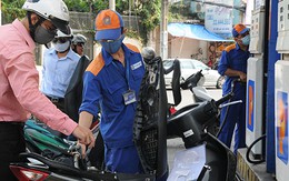 Lại kêu "lỗ", doanh nghiệp xăng dầu nhấp nhổm tăng giá