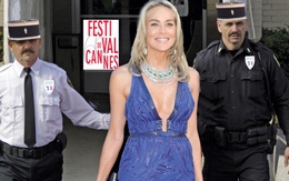 Sharon Stone bị nghi ngờ trong vụ trộm trang sức tại Cannes