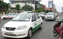 Cước vận tải “rục rịch” tăng theo giá xăng