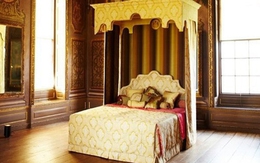 Đại gia chơi trội: 'Bệnh' khoe mẽ đã trở nên phản cảm