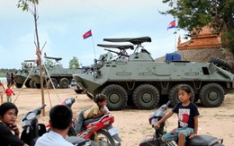 Xe bọc thép xuất hiện ở Phnom Penh