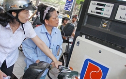 Yêu cầu không điều chỉnh giá xăng dầu