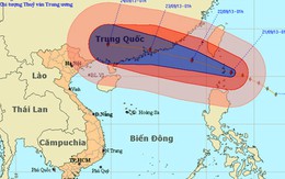 Trưa nay, siêu bão giật trên cấp 17 tiến vào biển Đông