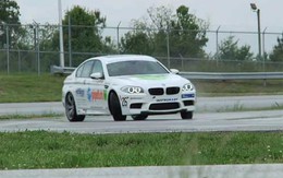 Lập kỷ lục drift với xe BMW liên tục gần 2 giờ