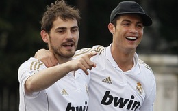 Xóa bỏ hận thù, Casillas kêu gọi QBV cho Cris Ronaldo