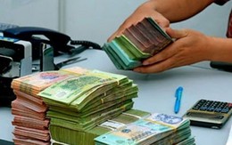 Được tiếng làm ngân hàng: Lương bèo, sức kiệt