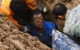 Clip: Giải cứu người đàn ông Trung Quốc bị kẹt trong hố đất