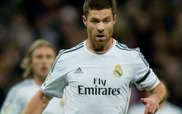 Xabi Alonso gặp phải chấn thương "dị"