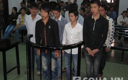 Ăn bát phở 60.000, cầm dao đến đập nát quán