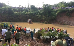 Hình ảnh tang thương vụ xe Innova bị lũ cuốn ở đập tràn Nghệ An