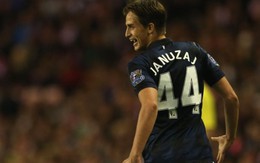 Adnan Januzaj: “Quỷ nhỏ”  5 trong 1