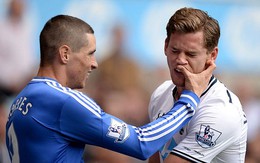 Fernando Torres “ăn no đòn” vụ Vertonghen