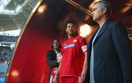 Mourinho “đi săn” ngay trong bữa tiệc chia tay Ballack